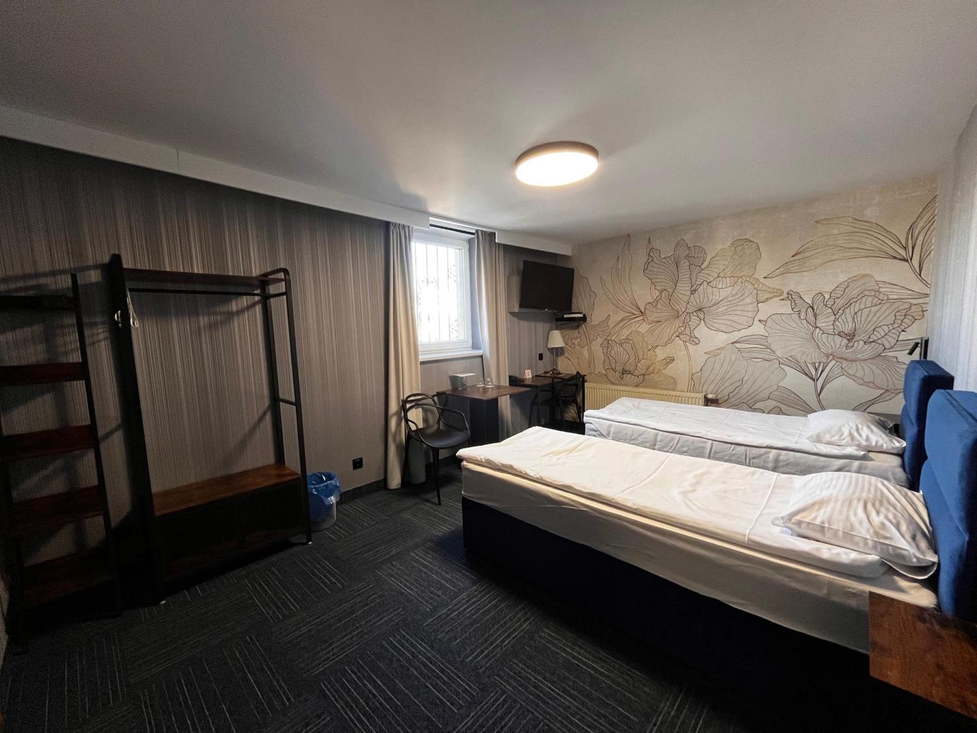 Hotel Marta Олава Экстерьер фото