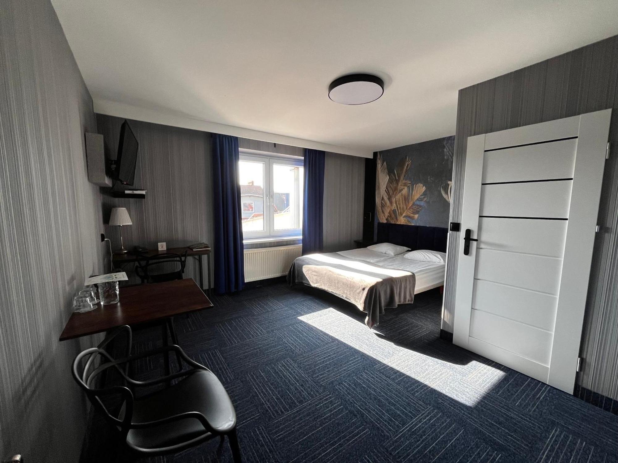 Hotel Marta Олава Экстерьер фото