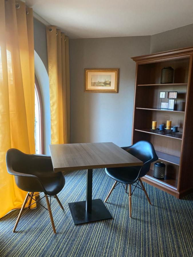 Hotel Marta Олава Экстерьер фото