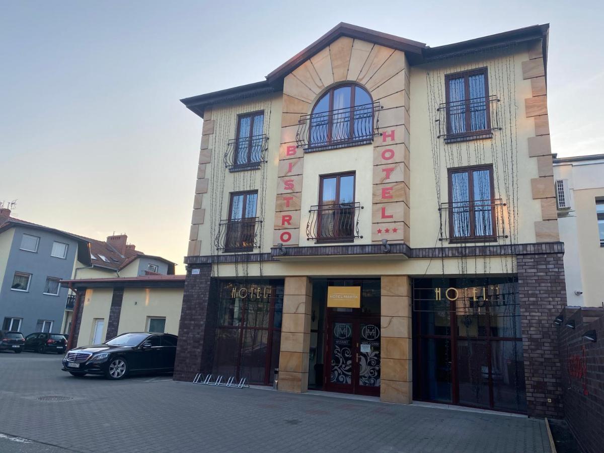 Hotel Marta Олава Экстерьер фото